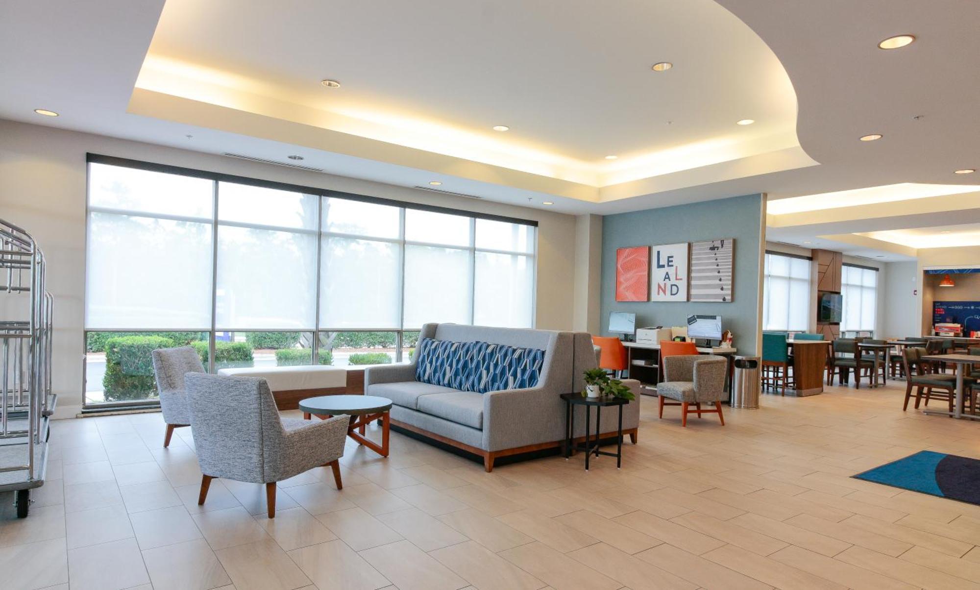 Holiday Inn Express Leland - Wilmington Area By Ihg Exterior foto