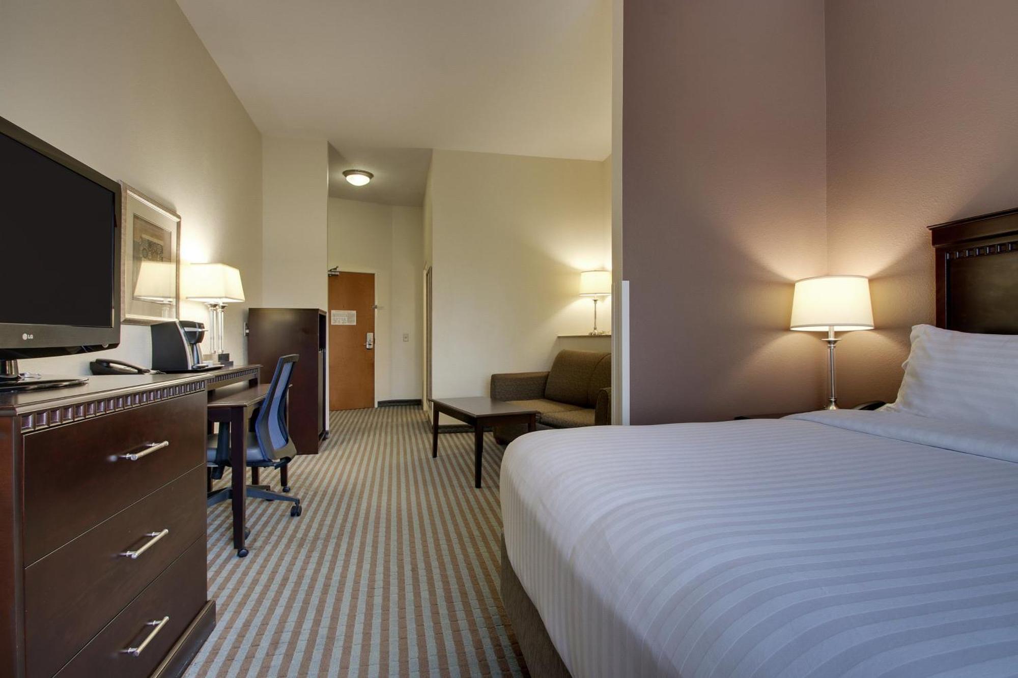 Holiday Inn Express Leland - Wilmington Area By Ihg Exterior foto