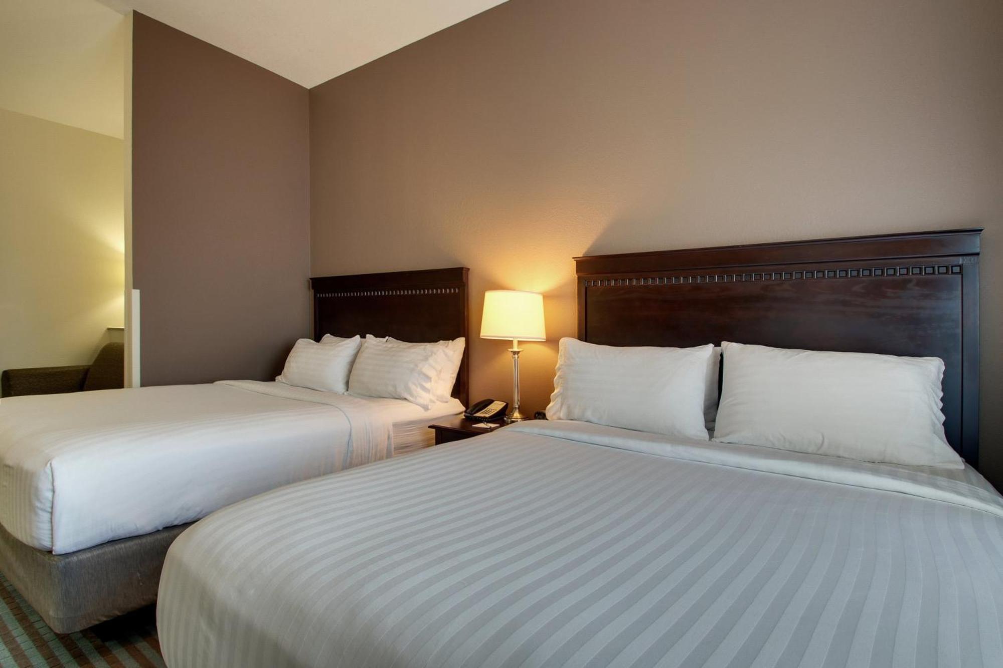 Holiday Inn Express Leland - Wilmington Area By Ihg Exterior foto